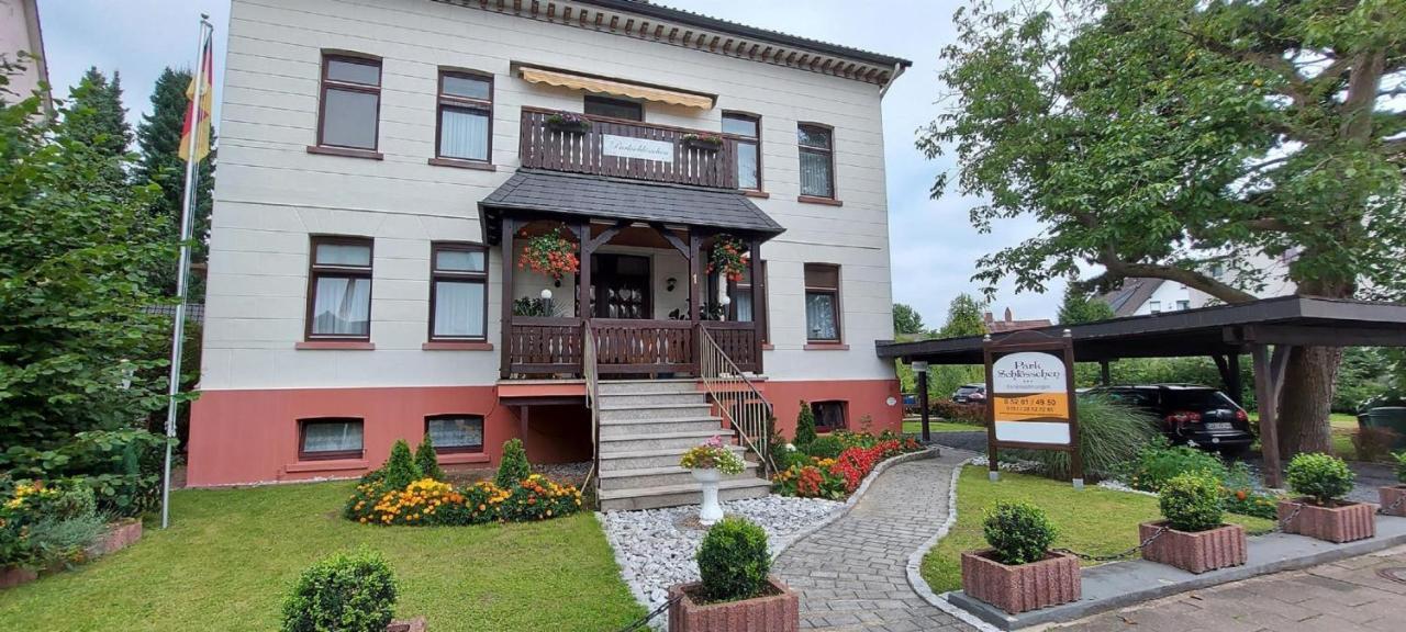 Ferienwohnungen Parkschloesschen Bad Pyrmont Exteriör bild